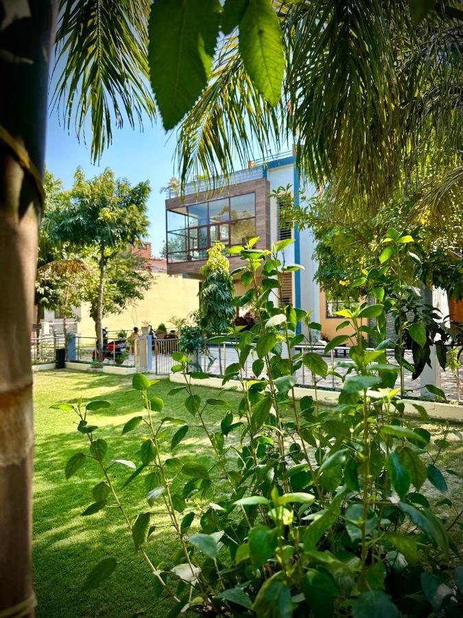 فيلا Kaashi Flora فاراناسي المظهر الخارجي الصورة