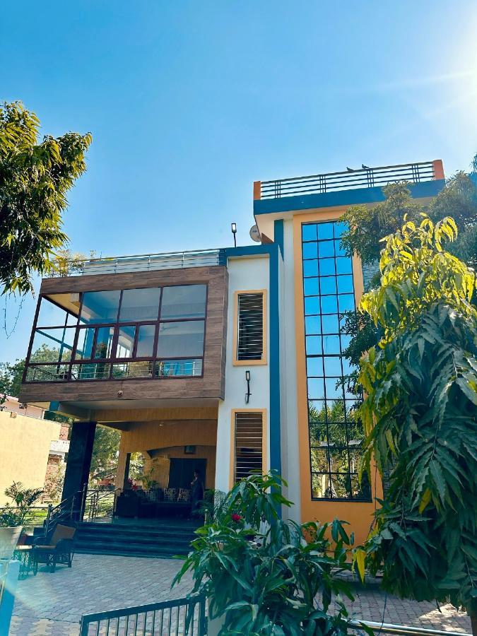 فيلا Kaashi Flora فاراناسي المظهر الخارجي الصورة